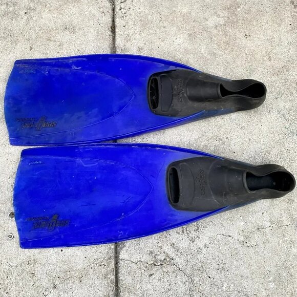 Swimming Flippers Size 11-12 (46-47) - Picture 1 of 4